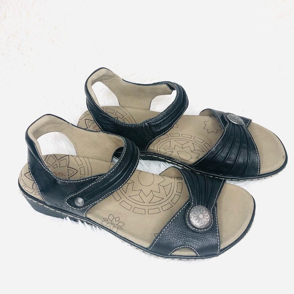Taos Footwear Shoes | Taos Footwear Womens Escape Sandals | Poshmark